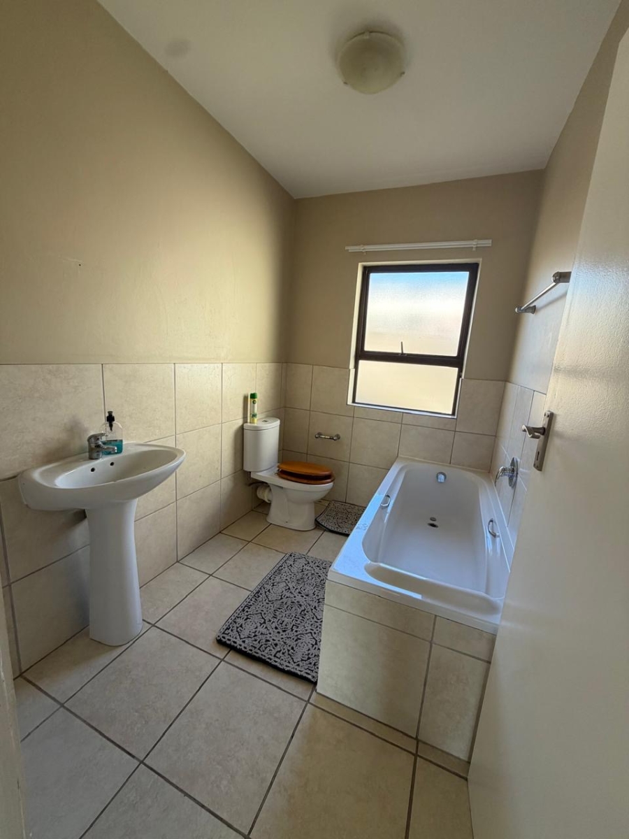 2 Bedroom Property for Sale in Nahoon Valley Park Eastern Cape